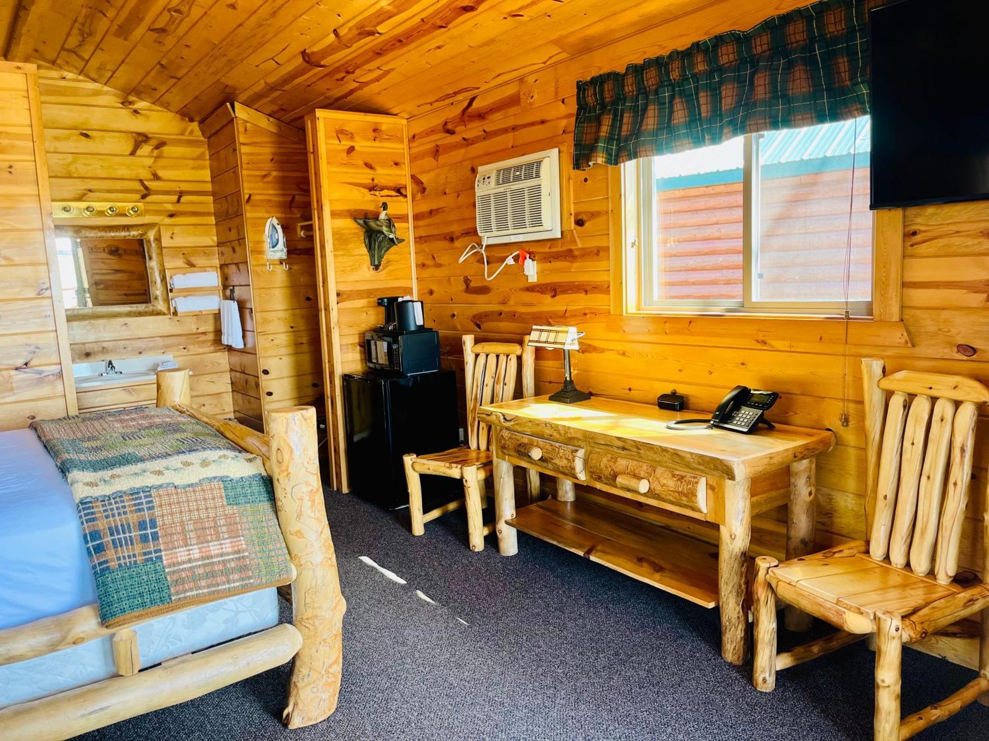 Badlands Frontier Cabins 沃尔 外观 照片