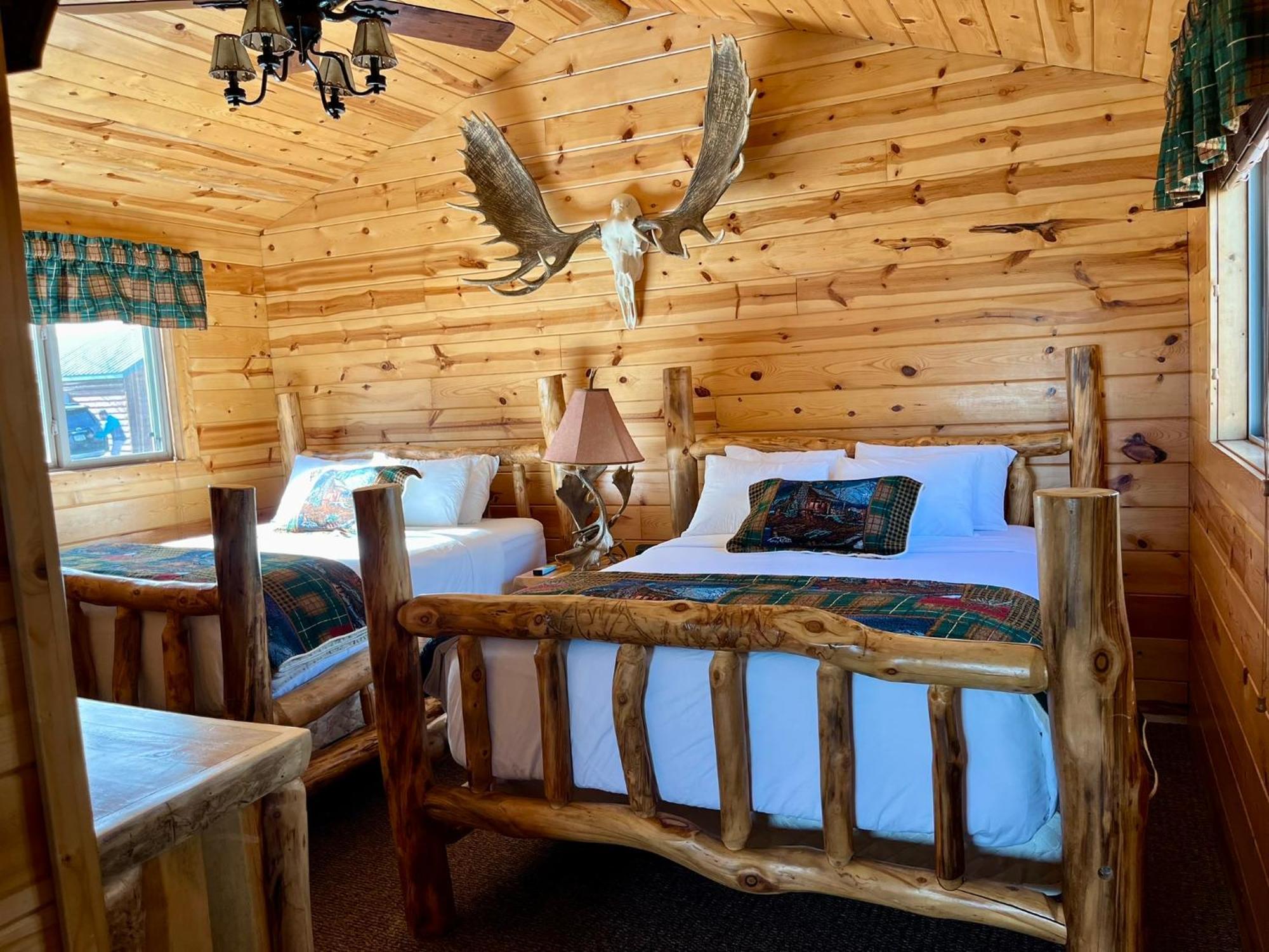 Badlands Frontier Cabins 沃尔 外观 照片