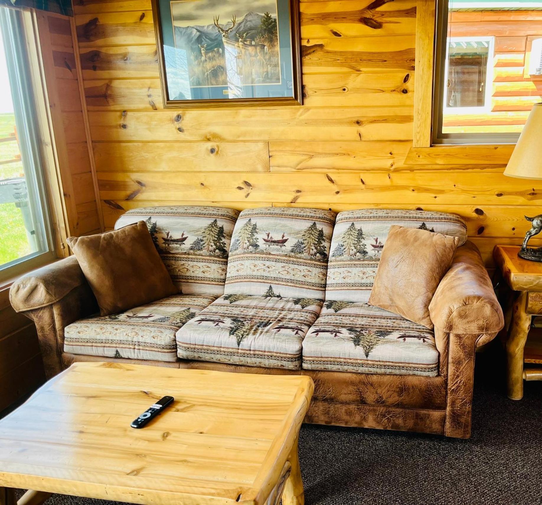 Badlands Frontier Cabins 沃尔 外观 照片