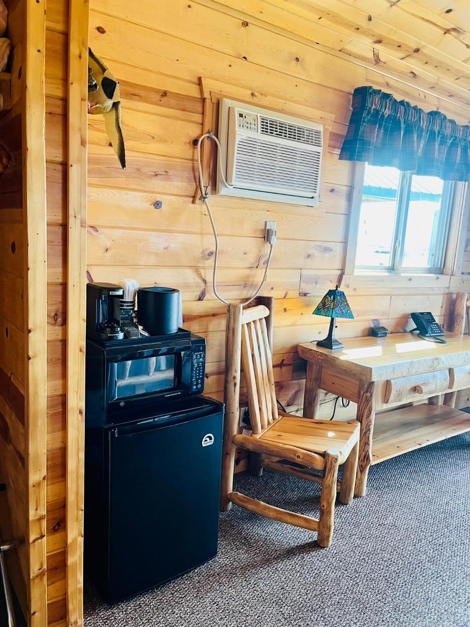 Badlands Frontier Cabins 沃尔 外观 照片